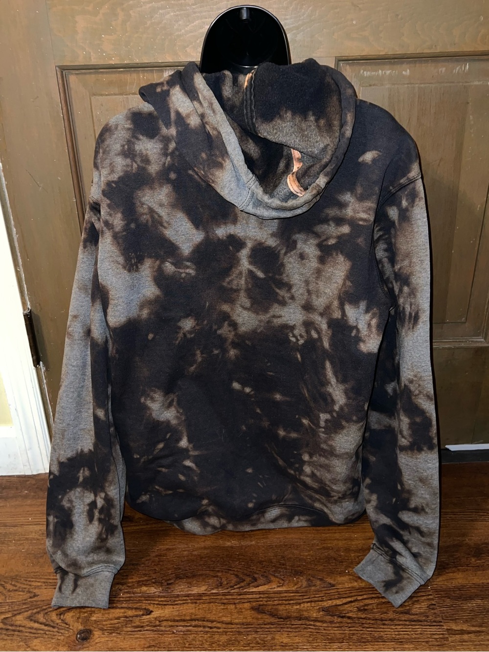Carhartt Loose Fit Black Gray Acid Wash Custom Pullover Sweatshirt Hoodie Size M - Picture 3 of 10